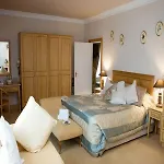 Shoreline 4* Donabate