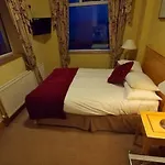 Shoreline 4*