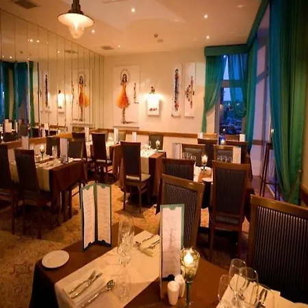 Hotel Shoreline 4*