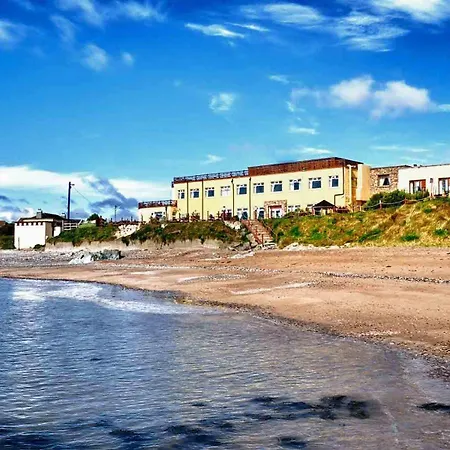 Shoreline Hotel