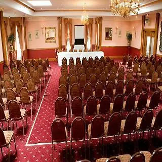 Shoreline 4* Donabate